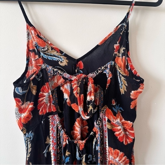 PATRONS Of Peace-Dark Floral Tie Back Maxi Summer Dress (Size:XS) - Picture 7 of 11